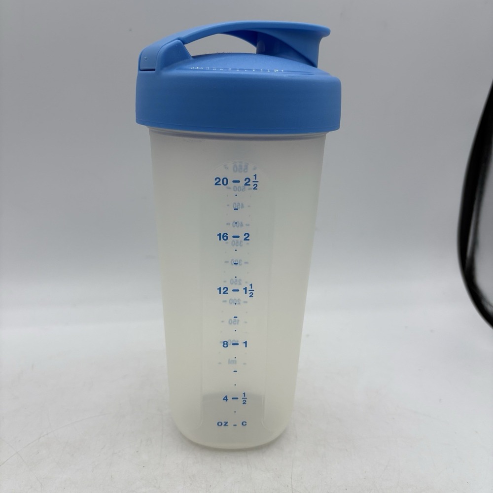 Tupperware Bottle Container Quick Shake 23 oz Clear Blue Lid Purple Insert 3 Pc